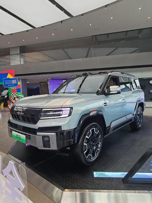 广州42比亚迪方程豹硬派越野的爆款，英菲尼迪35周年与你共成长